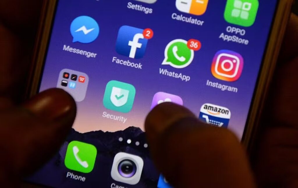 Tecnologia : Redes sociais no banco dos réus – Meta, TikTok e YouTube serão julgados nos Estados Unidos por suposto vício em jovens.