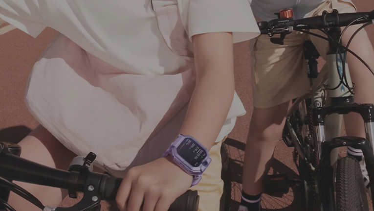 Tecnologia : Xiaomi Lança Smartwatch Infantil Com Câmara Flip.