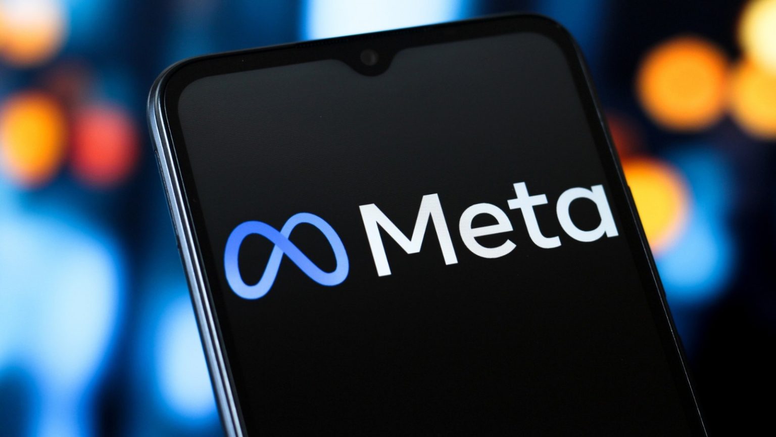 Tecnologia : Meta recua em programa de rastreamento de funcionários após reação negativa, mas vigilância continua.