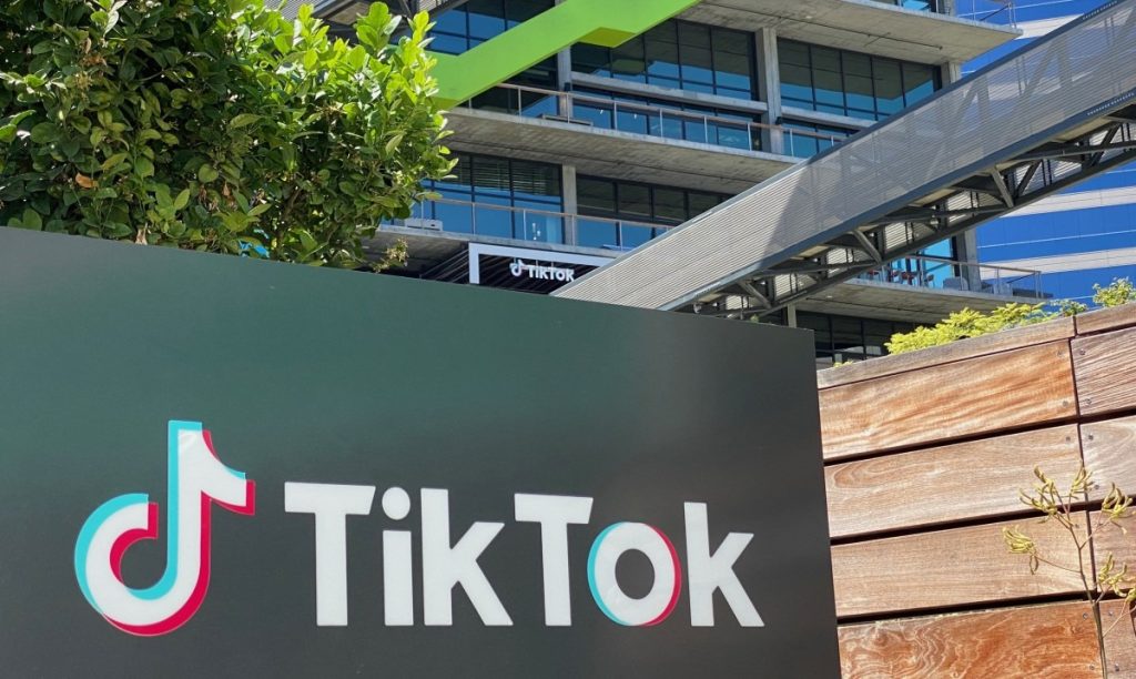 Tecnologia : TikTok limita o uso de adolescentes após acordo nos Estados Unidos.